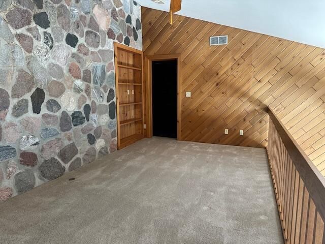 S37W32055 Kamps COURT, Waukesha, WI 53189