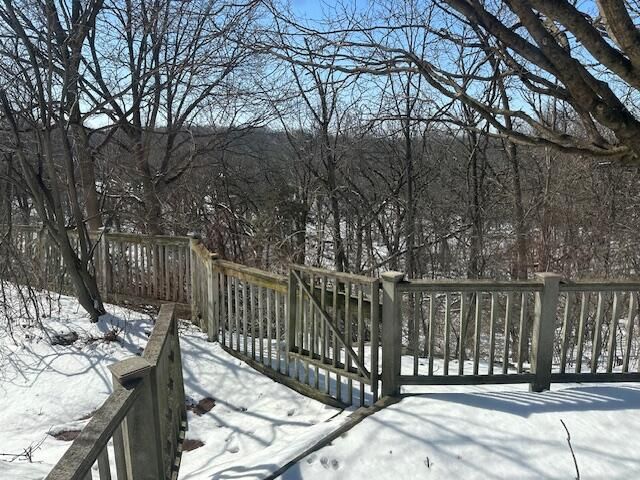 S37W32055 Kamps COURT, Waukesha, WI 53189