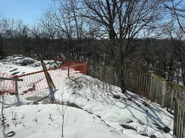 S37W32055 Kamps COURT, Waukesha, WI 53189