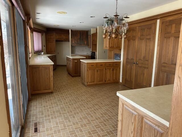 S37W32055 Kamps COURT, Waukesha, WI 53189