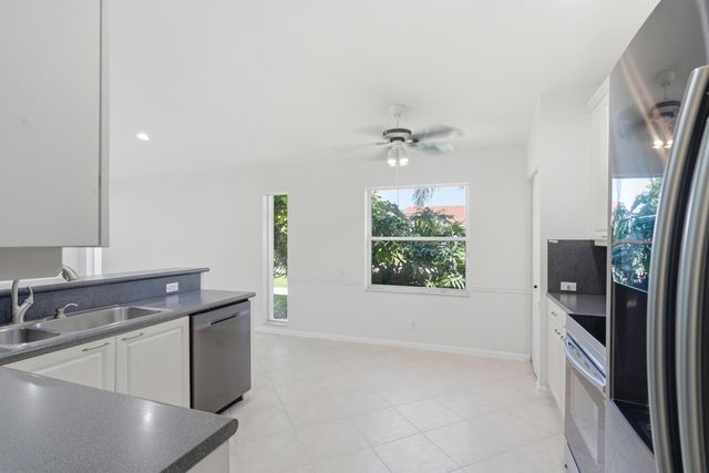 7413 Haviland Circle, Boynton Beach, FL 33437
