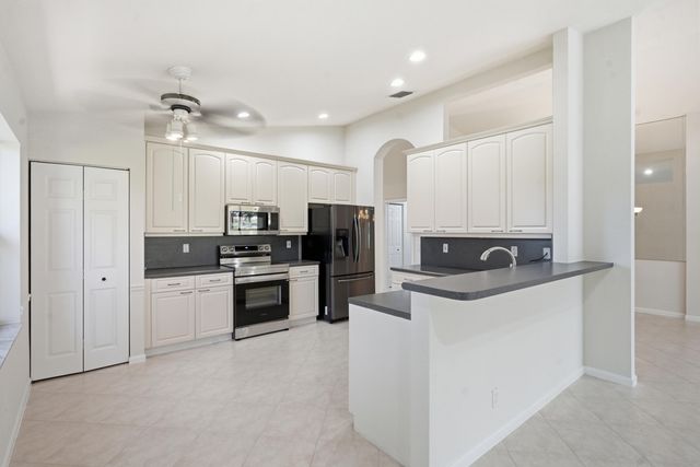 7413 Haviland Circle, Boynton Beach, FL 33437