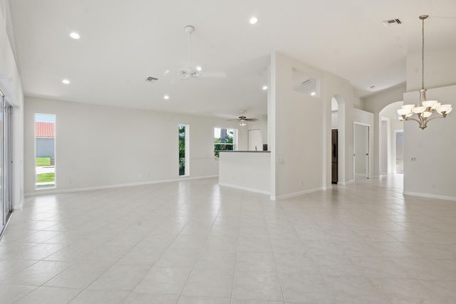 7413 Haviland Circle, Boynton Beach, FL 33437