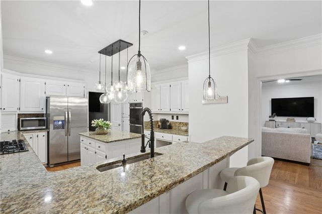3410 Donegal Way, Snellville, GA 30039