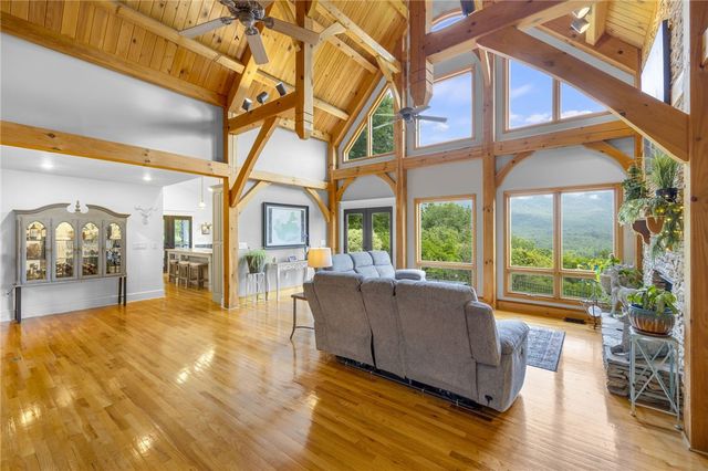 126 Cold Mountain View, Cleveland, SC 29635
