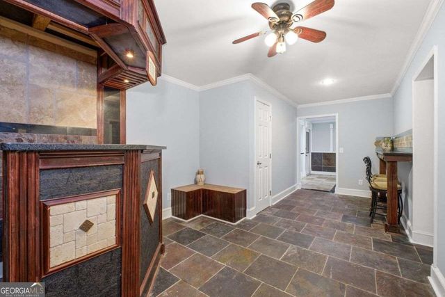 780 Walnut Creek Drive NW, Lilburn, GA 30047