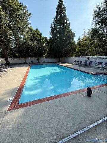 6474 Midday Ln, Mechanicsville, VA 23111