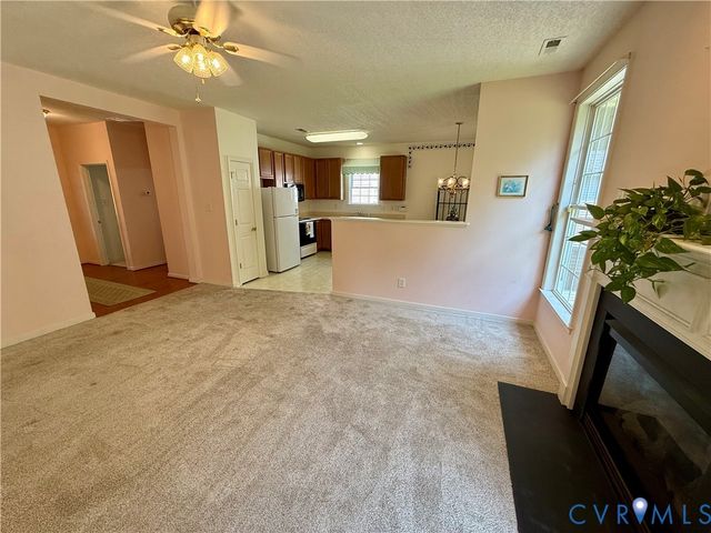 6474 Midday Ln, Mechanicsville, VA 23111