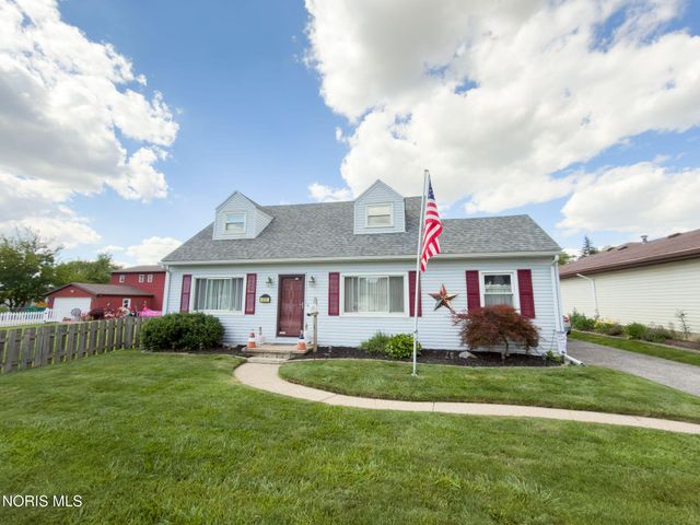 408 Dillrose Drive, Northwood, OH 43619