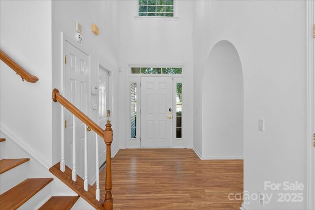 8700 Great Bear Court, Charlotte, NC 28269