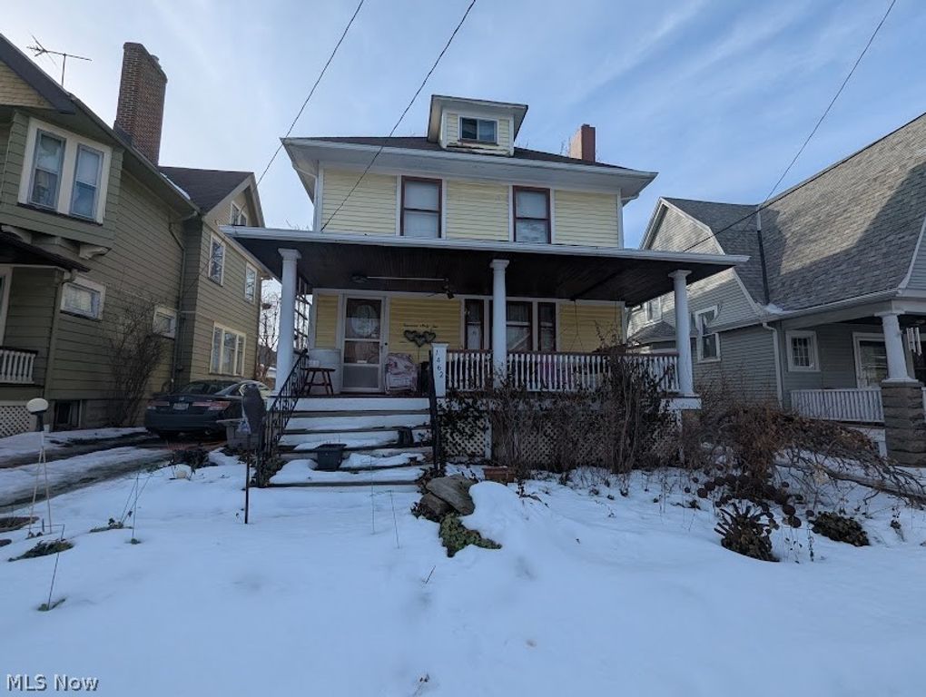 1462 Rosewood Avenue, Lakewood, OH 44107