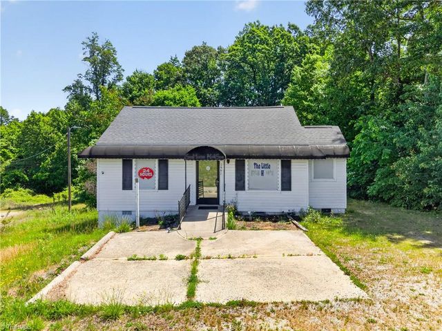 1461 National Highway, Thomasville, NC 27360