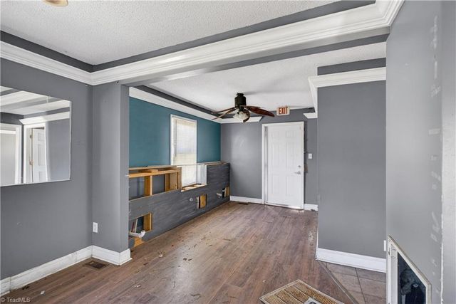 1461 National Highway, Thomasville, NC 27360
