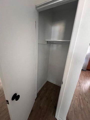 1925 Esplanade Street, Navarre, FL 32566