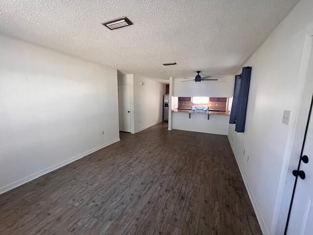 1925 Esplanade Street, Navarre, FL 32566