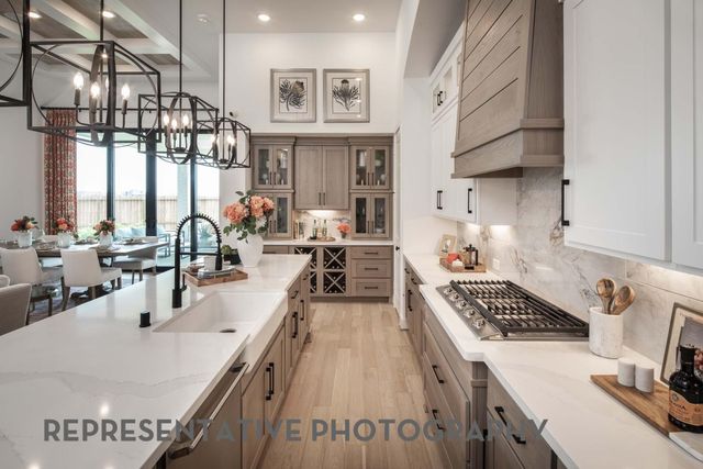2433 Red Hen Lane, Aledo, TX 76008