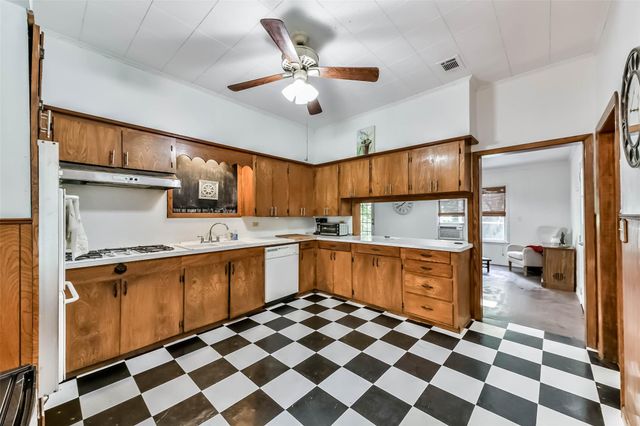 1311 Scott Street, La Marque, TX 77568