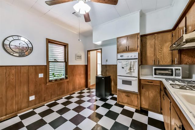 1311 Scott Street, La Marque, TX 77568