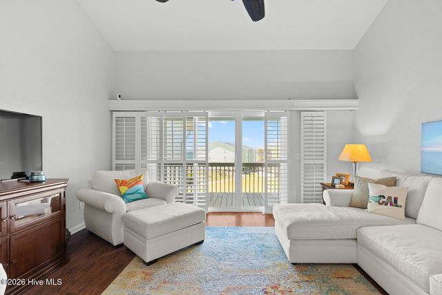 918 N New River Drive 732, Surf City, NC 28445