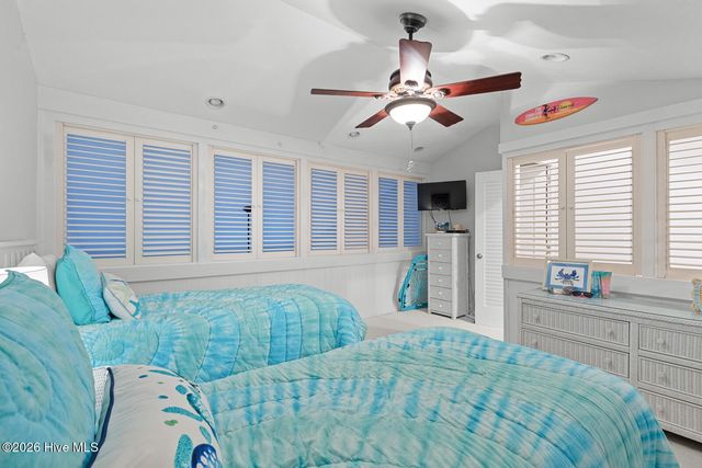 918 N New River Drive 732, Surf City, NC 28445