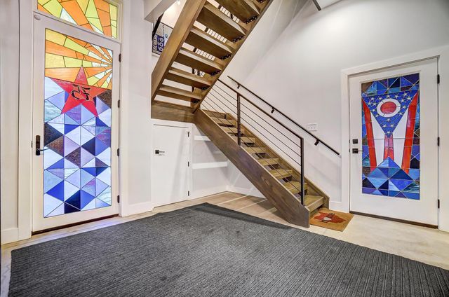 75 E Russell Street, Columbus, OH 43215