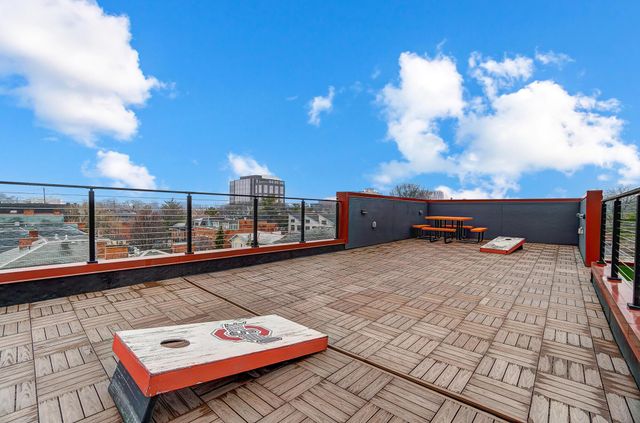 75 E Russell Street, Columbus, OH 43215