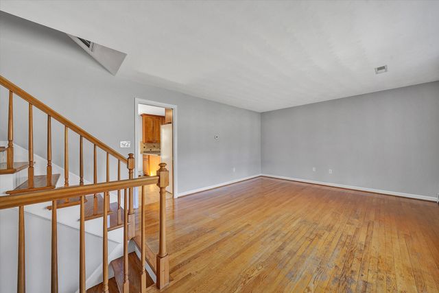 3220 Hartley CIR, Roanoke, VA 24018