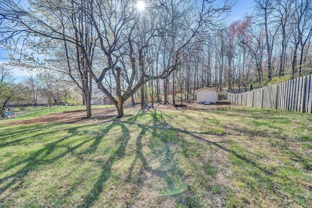 3220 Hartley CIR, Roanoke, VA 24018