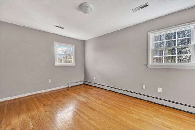 3220 Hartley CIR, Roanoke, VA 24018