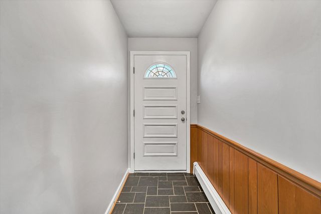 3220 Hartley CIR, Roanoke, VA 24018