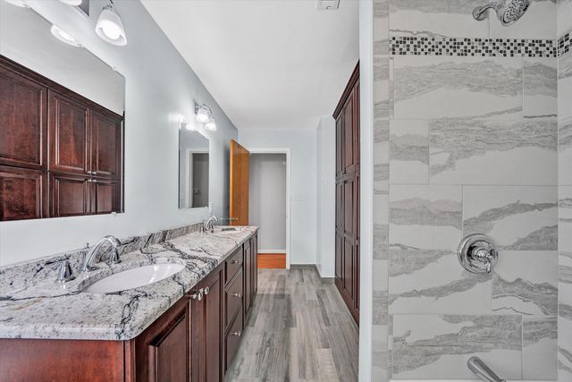 3220 Hartley CIR, Roanoke, VA 24018