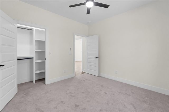 440 Sherwood Dr, Mcminnville, TN 37110