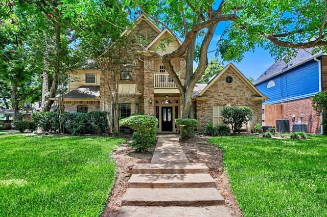 1018 Bittersweet Drive, Richmond, TX 77406