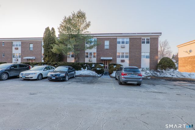 47 Belair Drive 47, New Milford, CT 06776