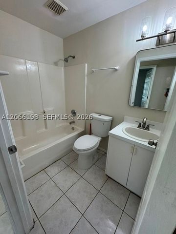 982 SW 9th Ct, Florida City, FL 33034