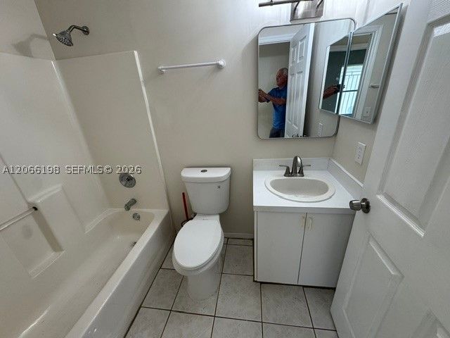 982 SW 9th Ct, Florida City, FL 33034