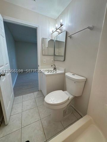 982 SW 9th Ct, Florida City, FL 33034