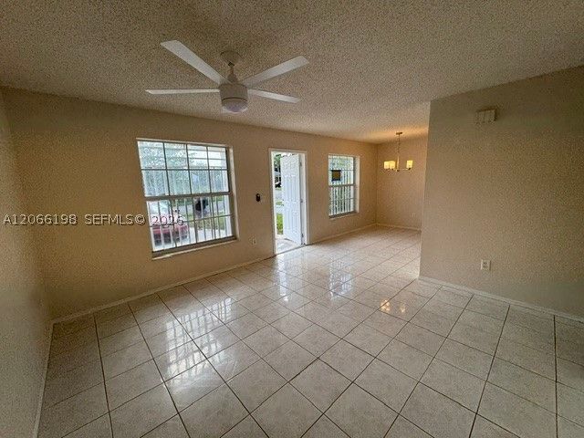 982 SW 9th Ct, Florida City, FL 33034