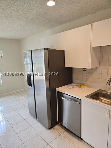 982 SW 9th Ct, Florida City, FL 33034