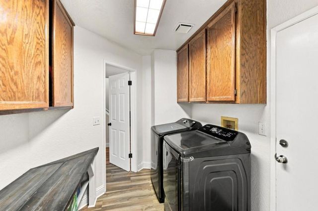 2512 Burlwood Drive, Modesto, CA 95355