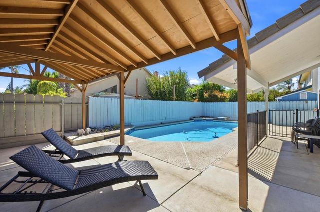 2512 Burlwood Drive, Modesto, CA 95355