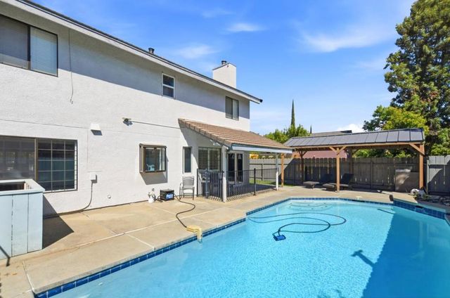 2512 Burlwood Drive, Modesto, CA 95355