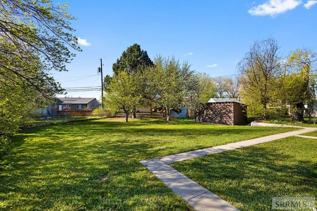 1455 SE Bonneville Drive, Idaho Falls, ID 83404