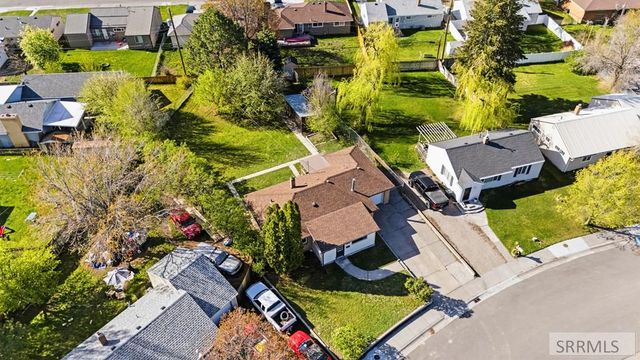 1455 SE Bonneville Drive, Idaho Falls, ID 83404