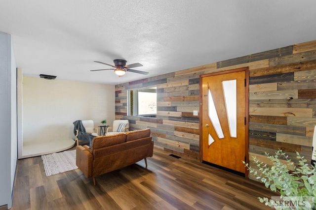 1455 SE Bonneville Drive, Idaho Falls, ID 83404