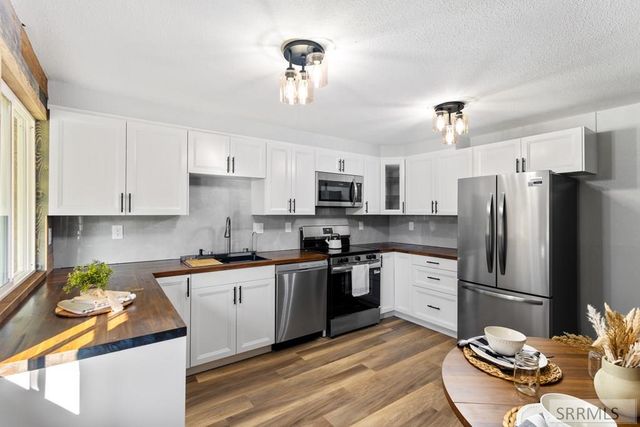 1455 SE Bonneville Drive, Idaho Falls, ID 83404