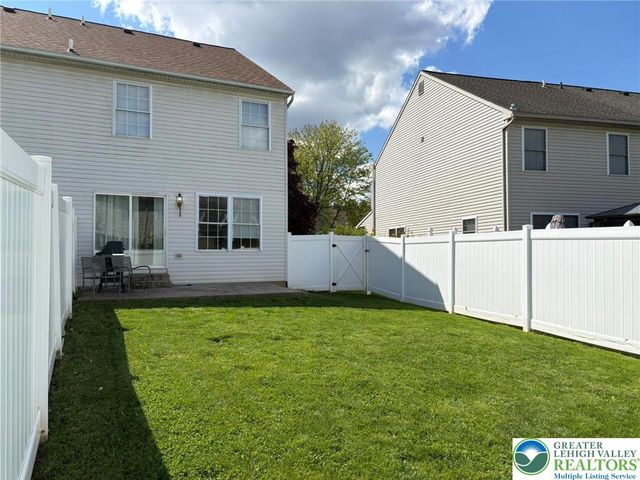 1769 Pinewind Drive, Lower Macungie Twp, PA 18011