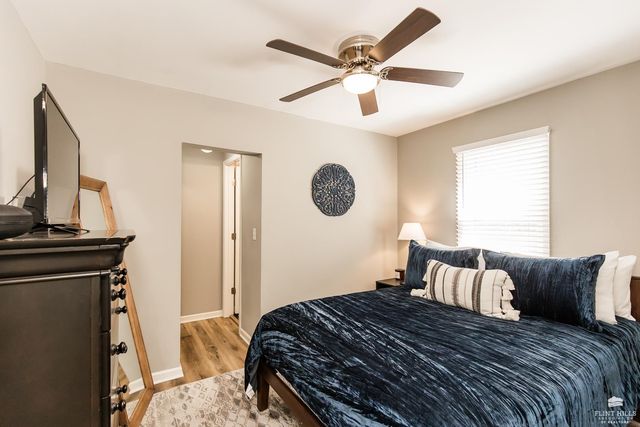 401 Ehlers Road, Manhattan, KS 66502