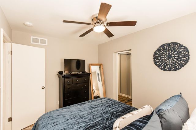 401 Ehlers Road, Manhattan, KS 66502