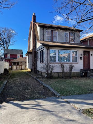 40-08 204th Street, Bayside, NY 11361